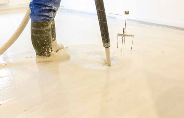 Liquid Floor Screeding